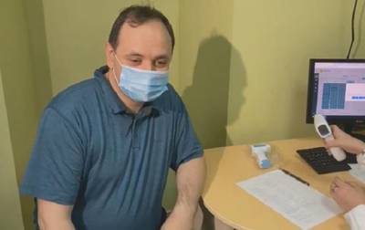 Мэр Ивано-Франковска вакцинировался от COVID