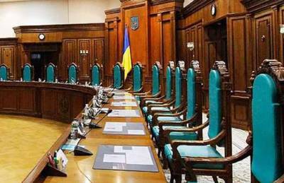 Судьи КС повздорили из-за кресла Тупицкого