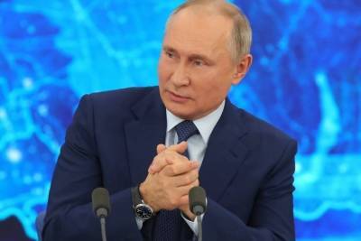 Путин: интернет может разрушить общество изнутри