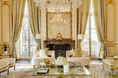 Невероятный вид на Эйфелеву башню: в центре Парижа продаются роскошные апартаменты
