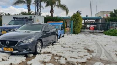 Град в Ашкелоне, снег на Хермоне: в Израиль вернулась зима