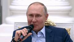 "Только мне его не приписывайте": Путин в шутку открестился от реабилитационного центра, похожего на дворец
