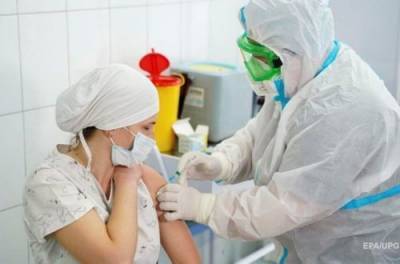 Киев планирует добиться для украинцев открытых международных паспортов вакцинации