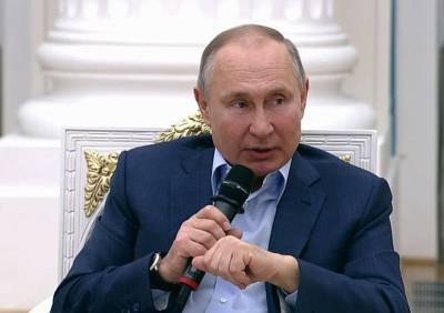 Путин назвал ублюдками и букашками людей, подталкивающих детей к суициду