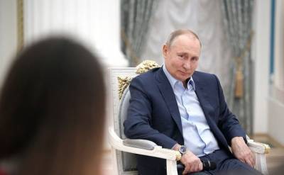 Путин предложил подумать над лицензированием деятельности психологов