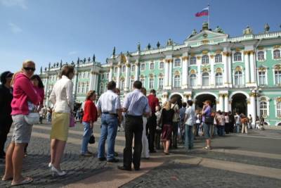 Прогноз: восстановление турпотока в Петербург ожидается к августу