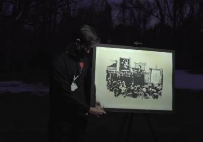 В США сожгли картину Бэнкси, купленную почти за 100 тысяч долларов