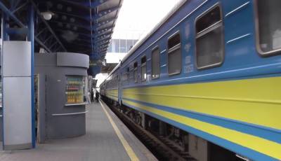 ЧП на киевском вокзале: мужчине отрезало ноги поездом, подробности с места