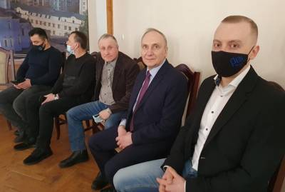 Бывшие “пленные” презентовали объединение: будут поддерживать политзаключенных в России и Украине