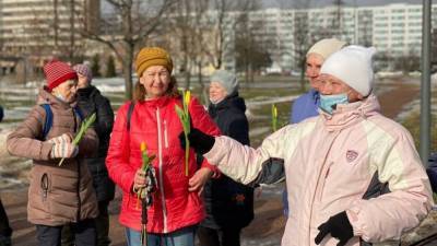 В Петербурге состоялся физкультурный праздник "Навстречу весне" для пожилых дам