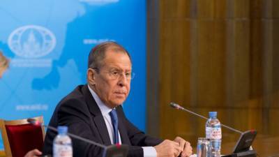 Лавров сообщил о работе РФ и США в сфере контроля над вооружениями