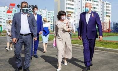 Губернатор Цивилев навестил кемеровского мэра в больнице