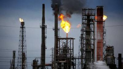 Страны ОПЕК+ оставили уровень добычи нефти на прежнем уровне, — Associated Press