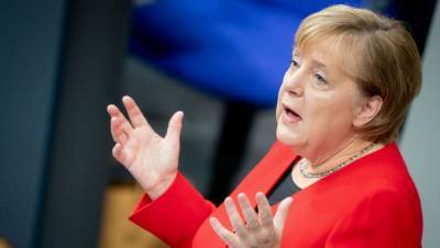 "Ющенко был раздавлен": почему Меркель выступала против Украины в НАТО