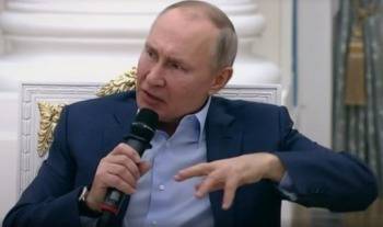 Путин обозвал авторов призывов к детским суицидам букашками и ублюдками