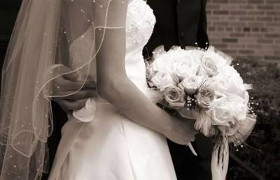 «Невеста умерла мгновенно»: во время свадьбы произошла трагедия