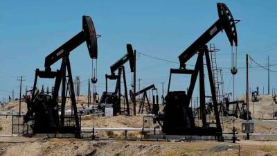 Страны ОПЕК+ отказались увеличивать объем добываемой нефти