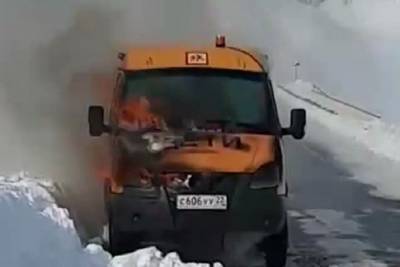 Школьный автобус с детьми загорелся на Алтае - tayga.info - Алтайский край - респ. Алтай - район Целинный