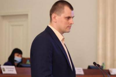 В Харькове исключили из фракции депутата, который отказался выступать на украинском языке