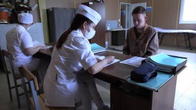Российские военные в Сирии приготовили подарки для женщин-медиков
