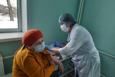 В Бондарском районе от коронавируса провакцинировалось около 500 человек