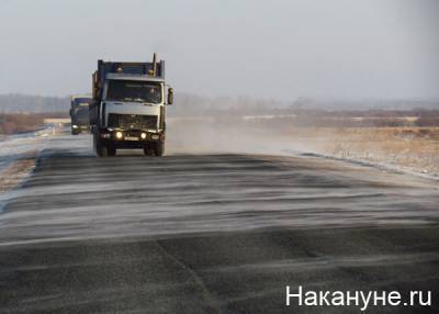 В Тюменской области в массовой аварии погиб водитель, ещё два пострадали