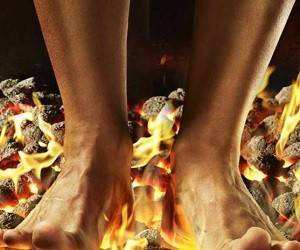 Причины жжения в ногах: почему «горят» ступни?