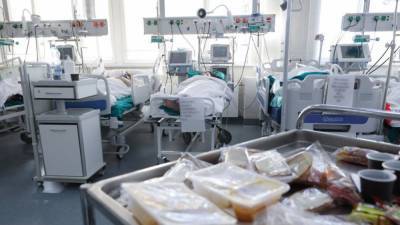 Еще 11 024 человека заболели коронавирусом за сутки в России