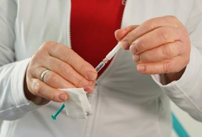 В Минздраве объяснили низкие темы COVID-вакцинации в Украине