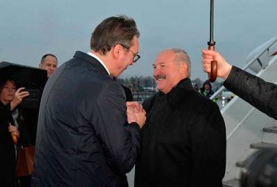 Лукашенко рассыпался в комплиментах президенту Вучичу, хотя Сербия не признала его победу на выборах в августе