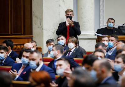 Украинского депутата исключили из фракции за выступление на русском языке