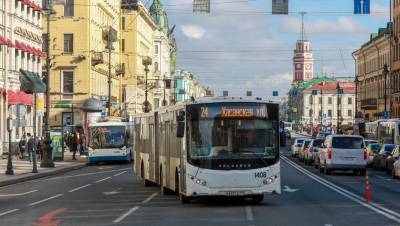 В Петербурге увеличат число автобусов на популярных маршрутах