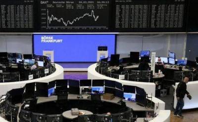 Европейские акции снижаются, инвесторы разочарованы комментариями Пауэлла