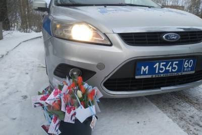 Дорожные полицейские Пскова в преддверии 8 марта тормозили автоледи