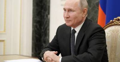 Песков прокомментировал встречу Путина с иностранцем