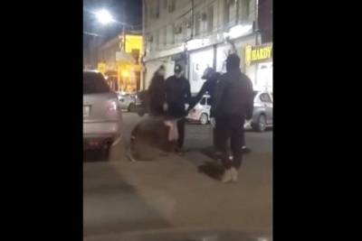 Видео драки на улице Красноармейской в Краснодаре оказалось двухлетней давности