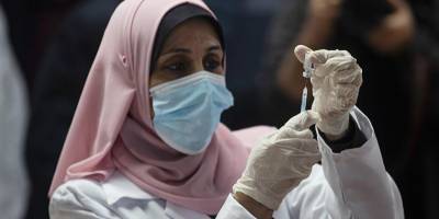 Коррупция палестинских лидеров добралась и до вакцин