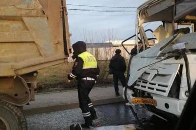В ДТП с КамАЗом в Краснодаре попал пассажирский автобус