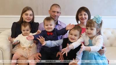 Многодетная мама: наша опора - сильное плечо белорусского государства