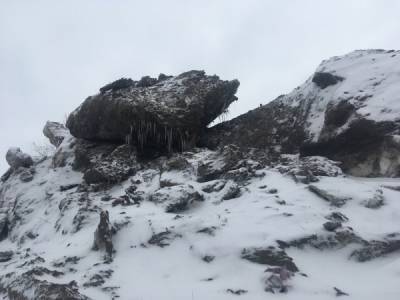 Общественник пожаловался в Минприроды на снежный полигон рядом с тюменскими дачами