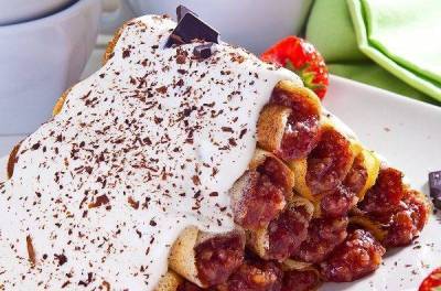 Блинный торт на закуску и десерт — ТОП-3 рецепта на Масленицу