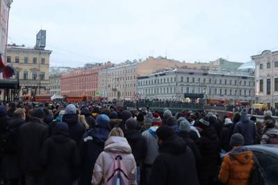 В Петербурге запрет на проведение митингов и акций продлили до конца марта