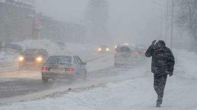 В Омской области предупредили об опасных условиях на дорогах