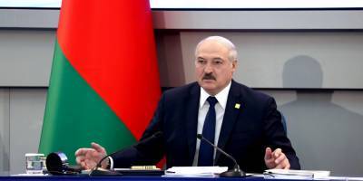 Лукашенко заявил, что Беларусь хотят «сломать», а Украина уже «рухнула»