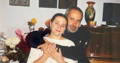 Тоня Матвиенко архивными фото родителей поздравила их с "золотой свадьбой"