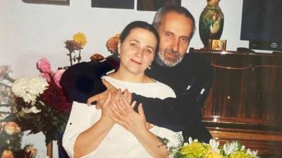 Нина Матвиенко с мужем празднует "золотую свадьбу": архивные фото