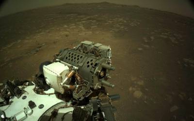 Ровер Perseverance показав нові фото Марсу
