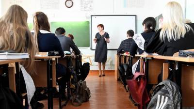 Следующий учебный год в школах России планируют начать в очном формате