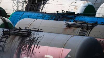 В Хабаровском крае 17 вагонов с нефтью сошли с рельсов