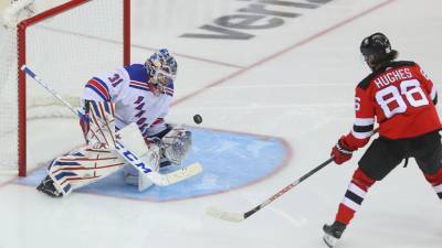 В клубе НХЛ «Рейнджерс» сообщили, что Шестёркин избежал серьёзной травмы